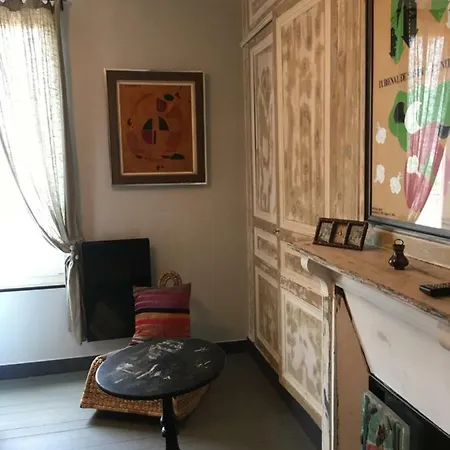 L Entrepote Guest house